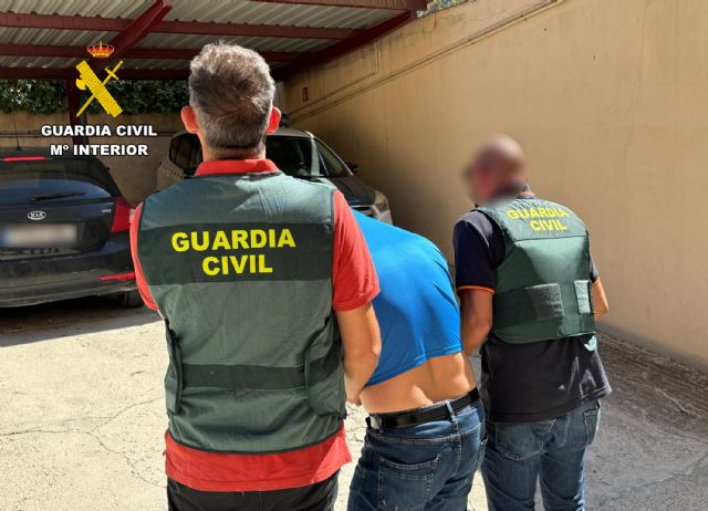 La Guardia Civil detiene al presunto autor de un atraco cometido durante las fiestas patronales de Cieza