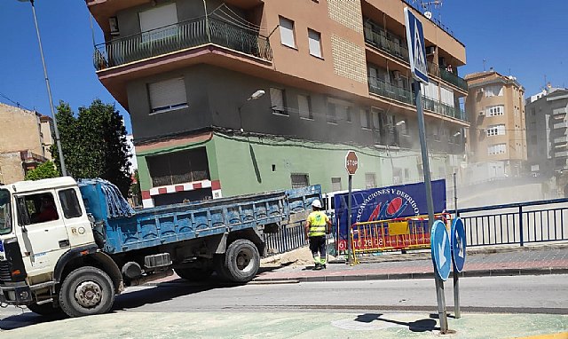 Saorín informa del comienzo de las nuevas obras de cubrimiento de la rambla de El Realejo