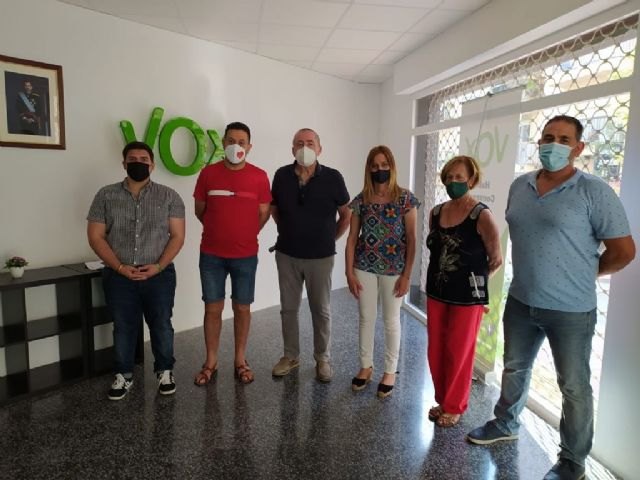 VOX Cieza se reúne con la asociación Cieza + Vida y defenderá en el pleno que se informe a las madres de los riesgos del aborto