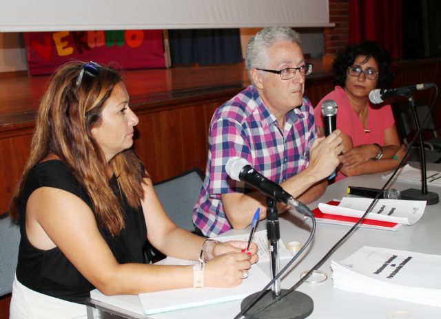 José Eduardo Illueca: “El borrador del reglamento de participación ciudadana es de los vecinos”