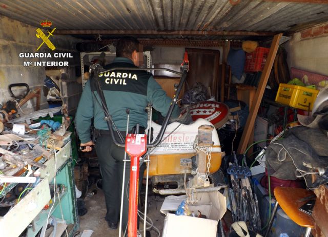 La Guardia Civil desmantela un grupo criminal dedicado a asaltar viviendas rurales, en Cieza