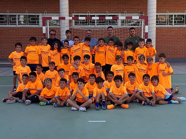 El Cieza Fútbol Sala protagoniza la segunda jornada de la Semana del Deporte en las pistas del IES Diego Tortosa El Cieza Fútbol Sala protagoniza la segunda jornada de la Semana del Deporte en las pistas del IES Diego Tortosa