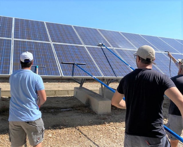 La Concejalía de Empleo clausura la acción formativa sobre montaje y mantenimiento de instalaciones solares fotovoltaicas