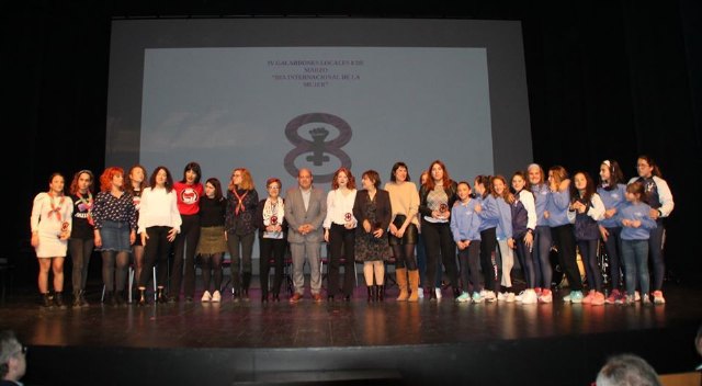 Los Galardones '8 de Marzo' reconocen la contribución de la mujeres a la sociedad ciezana