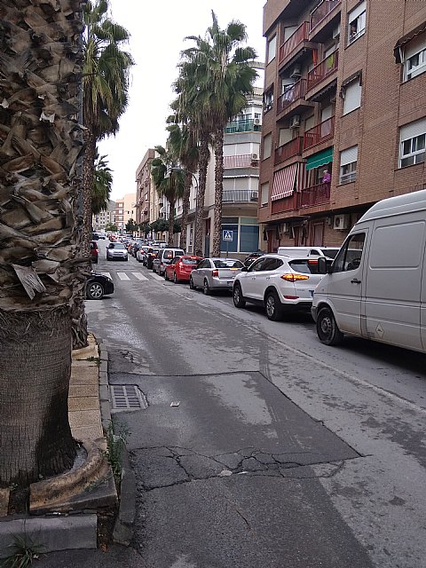 Juan Piñera pide que se regule el tráfico en hora punta en el cruce de Gran Vía con calle Antonio Machado