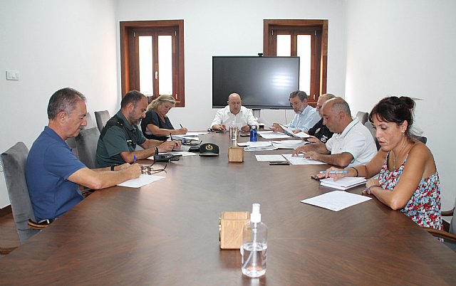 La Junta Local de Seguridad se reúne para coordinar el dispositivo especial de la Feria y Fiestas de San Bartolomé