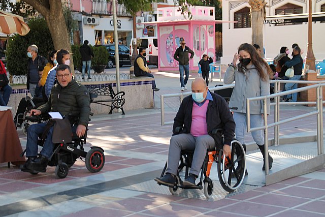 La actividad central del Día de la Discapacidad enarbola el mensaje 'Rompiendo barreras'