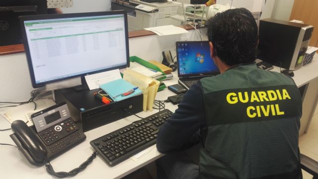 La Guardia Civil desarticula un grupo criminal dedicado a realizar estafas a través de internet a nivel nacional