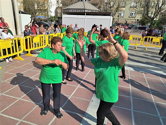 La Concejalía de Mayores promueve una jornada para celebrar el Día Internacional de la Danza