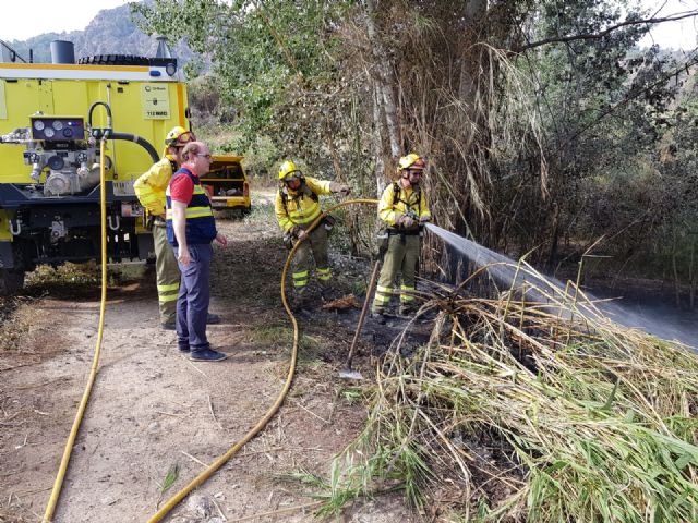 Controlado el incendio originado en el paraje de El Menjú, en Cieza, con cinco hectáreas afectadas