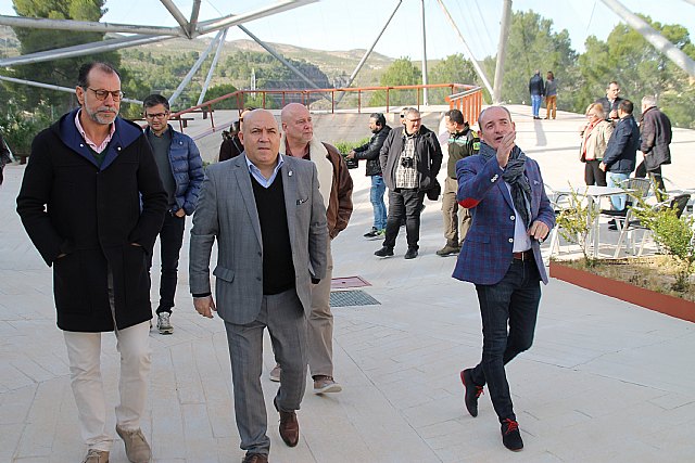 El alcalde visita el Centro de Interpretación del Cañón de Almadenes